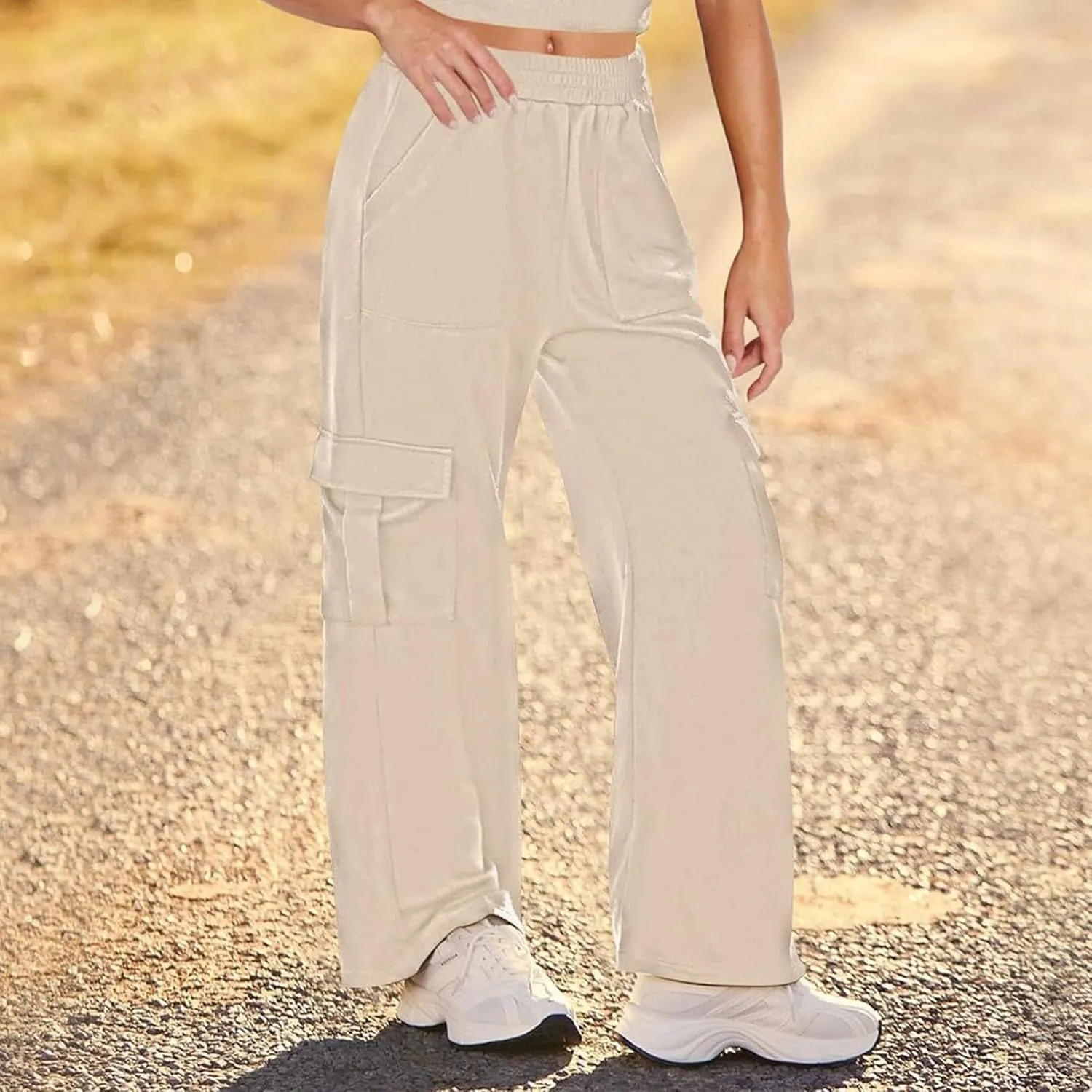 Cargo Sweatpants for Women Wide Leg High Waisted Baggy Drawstring Sweat Pants Casual Flared Pants with Pockets
