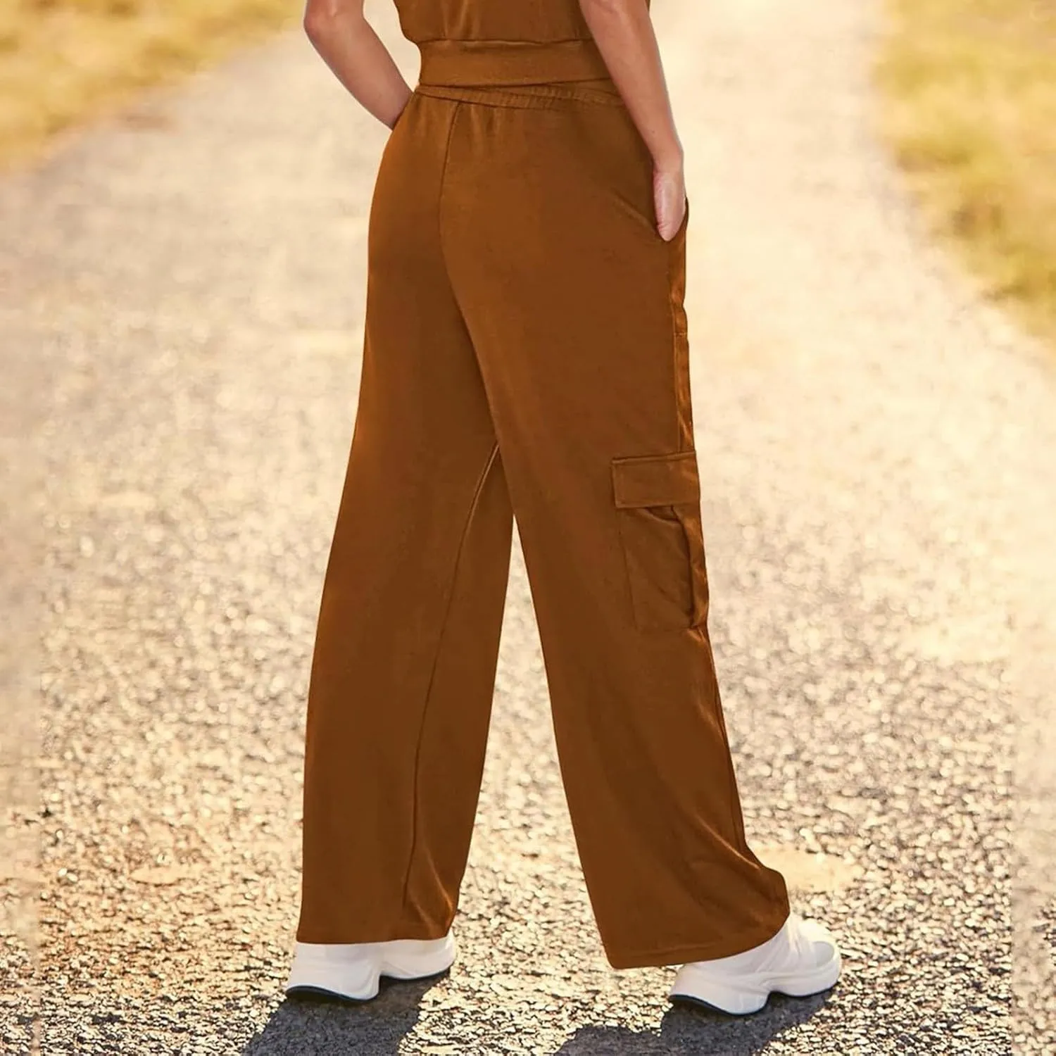Cargo Sweatpants for Women Wide Leg High Waisted Baggy Drawstring Sweat Pants Casual Flared Pants with Pockets