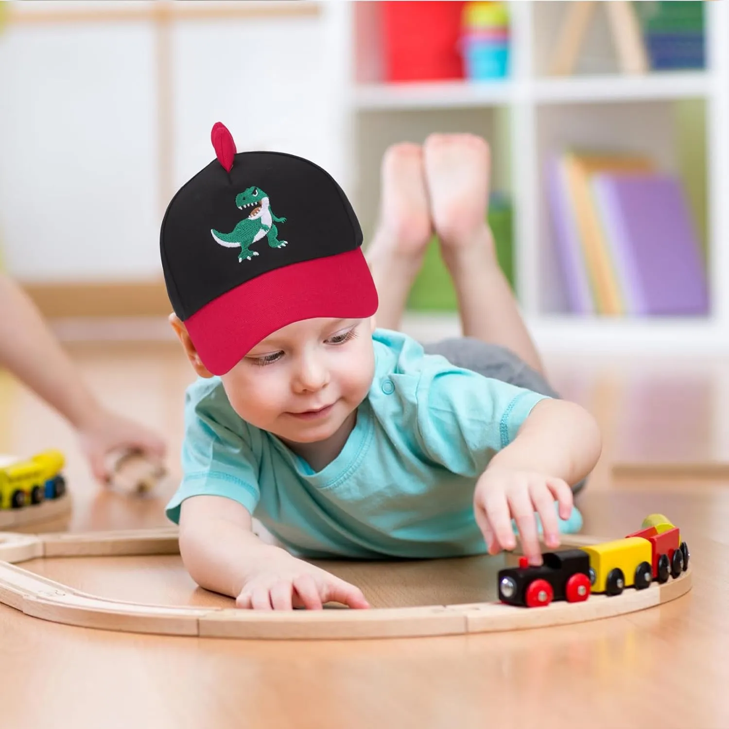 Cute Embroidered T-Rex Dinosaur Trucker Hat Kids Baseball Cap Adjustable Snapback Hat for Boys Girls Age 2-8