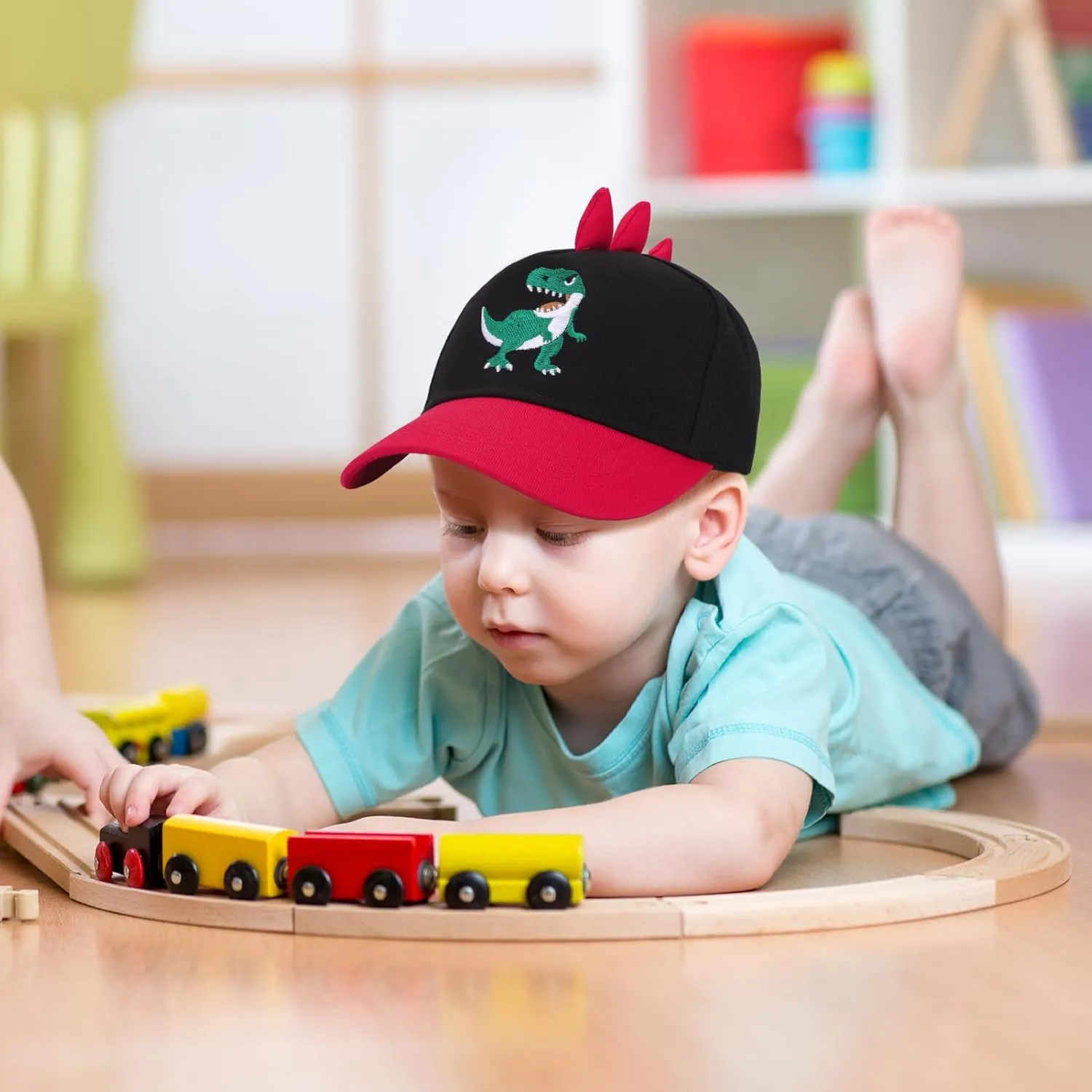 Cute Embroidered T-Rex Dinosaur Trucker Hat Kids Baseball Cap Adjustable Snapback Hat for Boys Girls Age 2-8