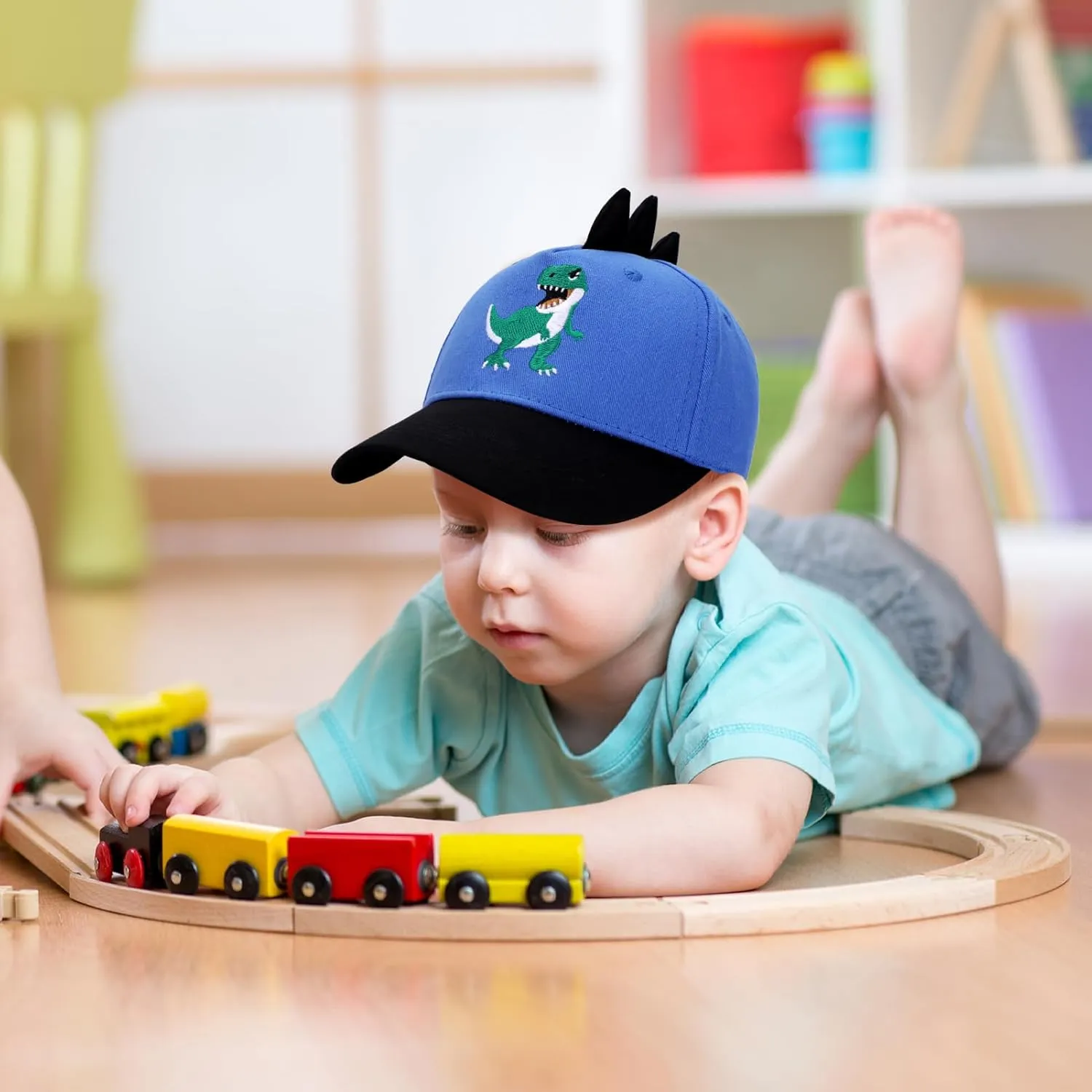 Cute Embroidered T-Rex Dinosaur Trucker Hat Kids Baseball Cap Adjustable Snapback Hat for Boys Girls Age 2-8