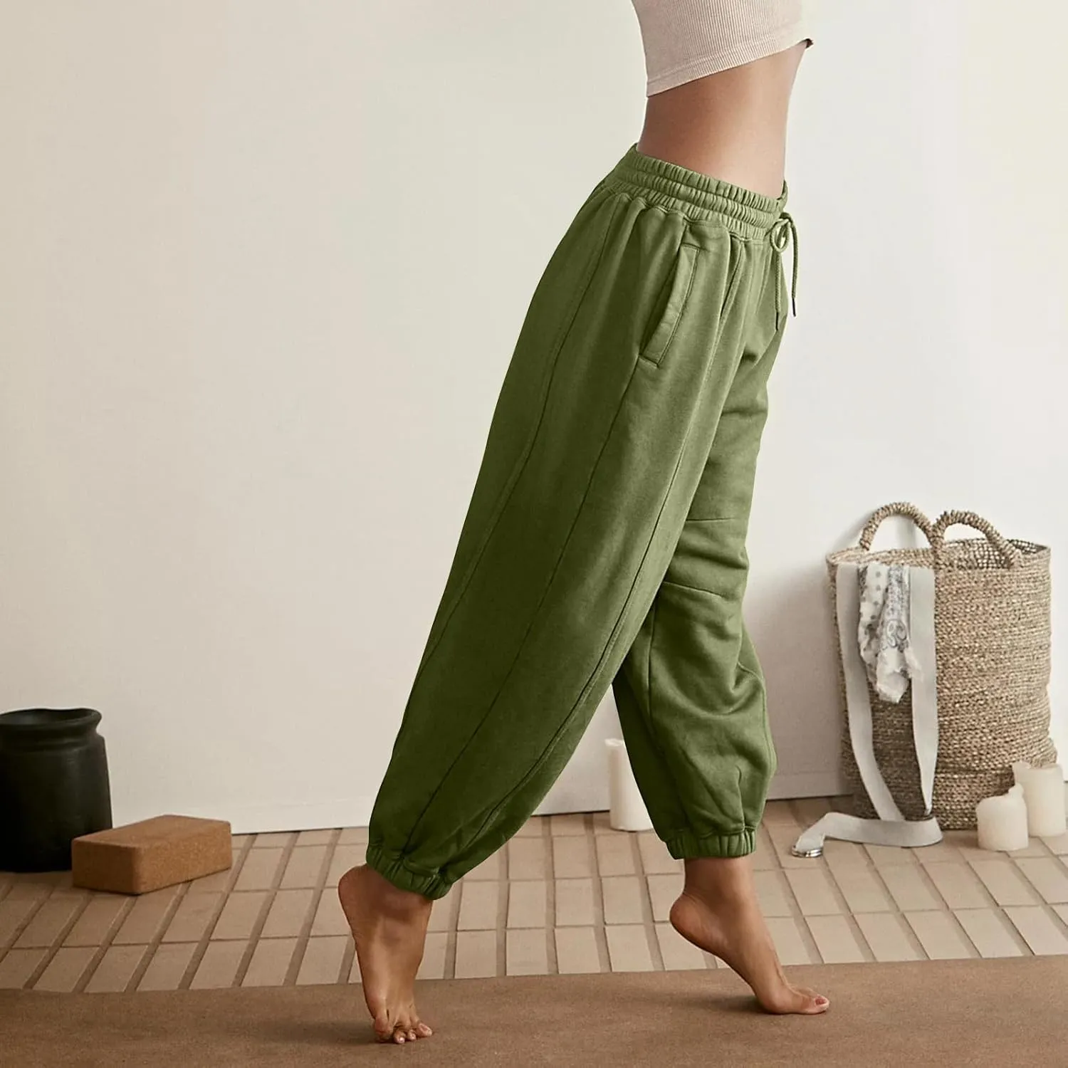 Fleece Lined Joggers Women Baggy Y2k Low Rise Sweatpants Loose Fit Athletic Pants Stretchy Yoga Pants with Pockets