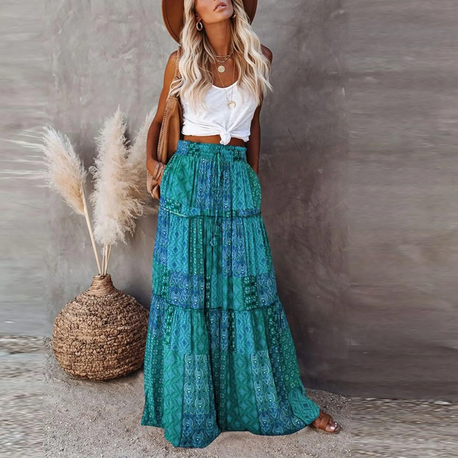 Flowy Tiered Maxi Skirts for Women 2025 Trendy Summer Vacation Boho Long Floral Skirt Elastic Drawstring A Line Skirt